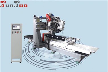 Dreiachsige Portalbürstenmaschine mit Bohren-4
